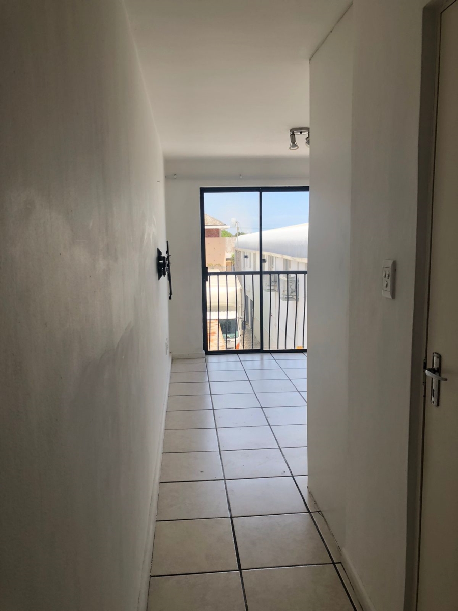 To Let 1 Bedroom Property for Rent in Klipkop Western Cape